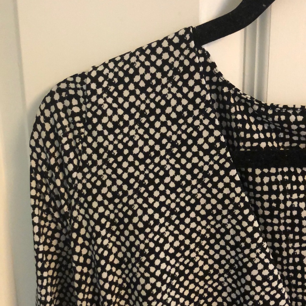 Pea in the Pod black/white wrap dress